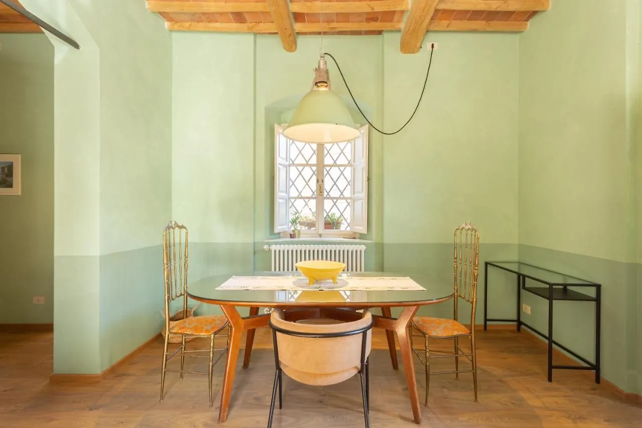 Apartment Aromatic Green House Lucca Italy